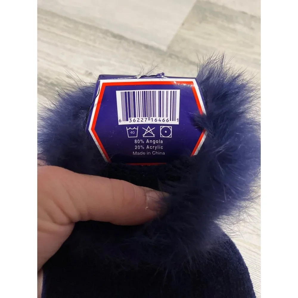 XO purple winter gloves with furry Angola trim. NWT